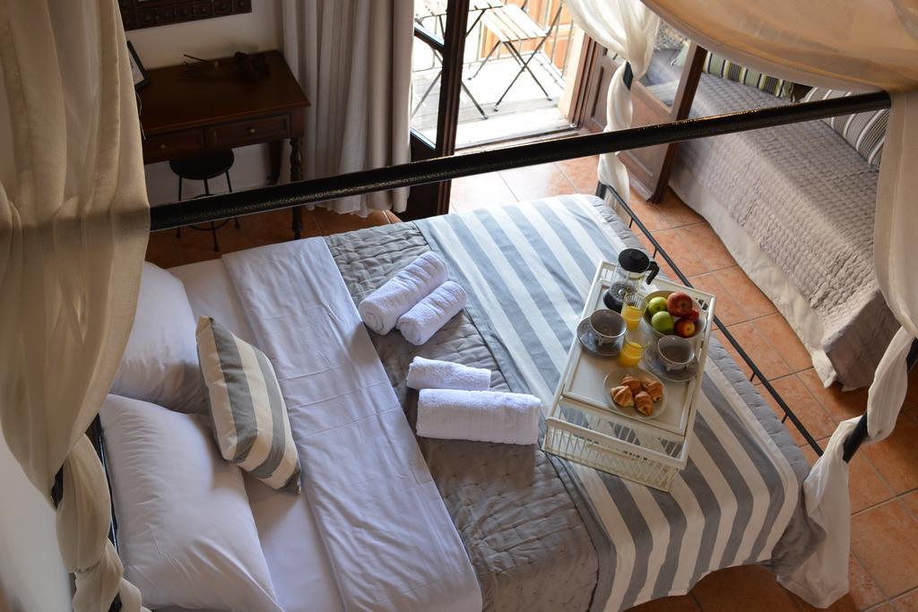 Loggia Traditional Suites レティムノ エクステリア 写真
